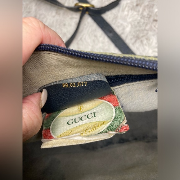 Gucci Vintage Purse - Picture 9 of 17